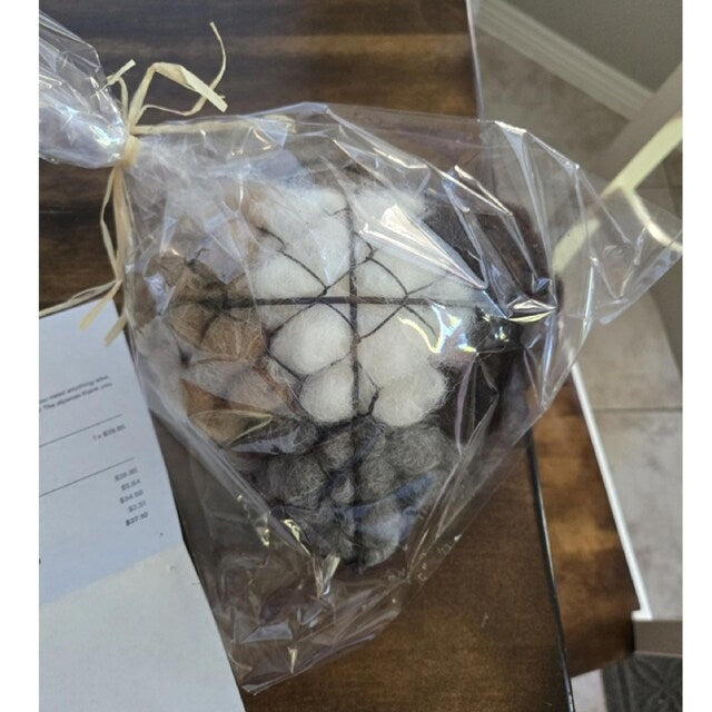 Handmade Bird's Nest Heart-Shaped Ornament Filling