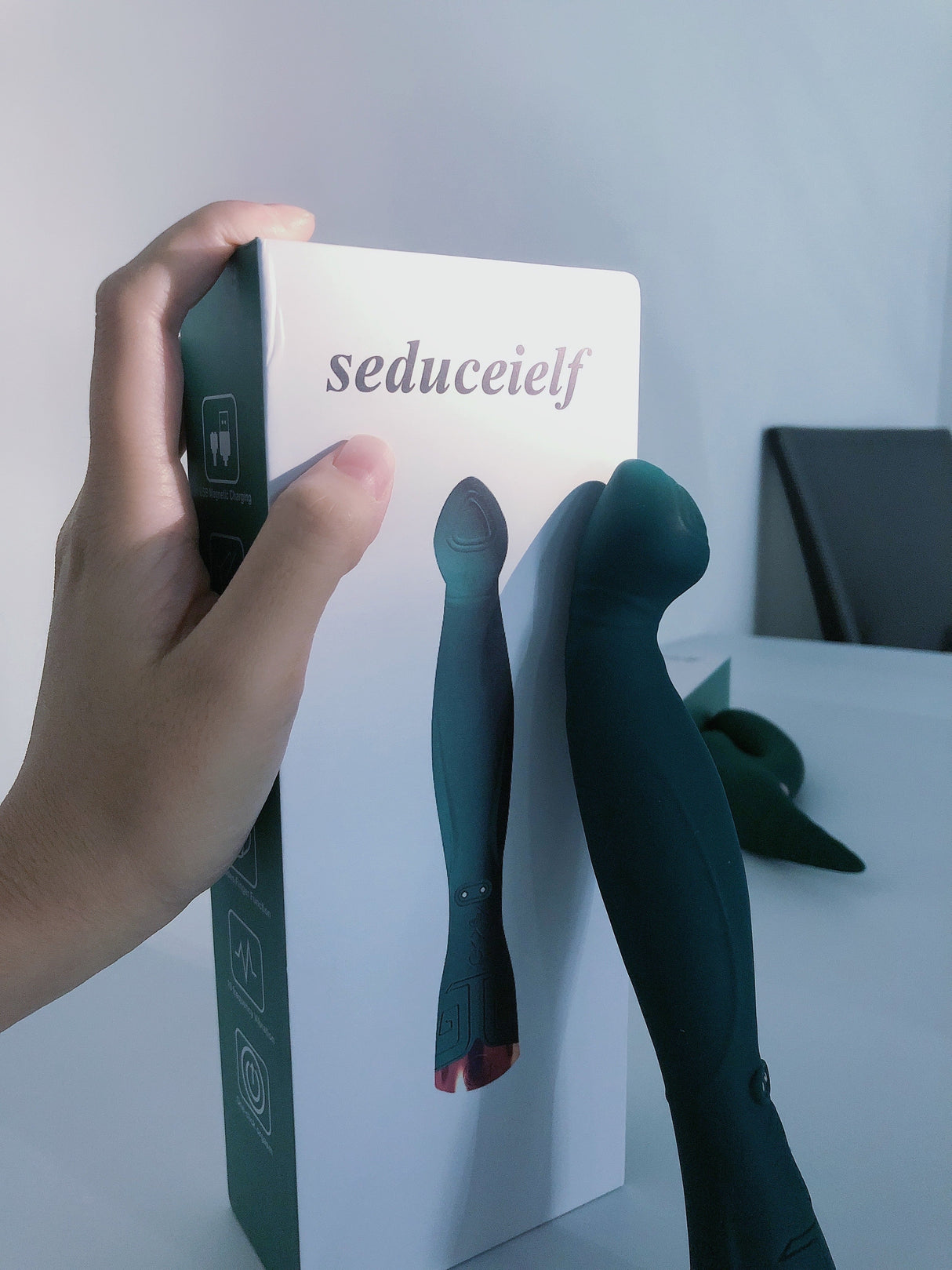 Electric Green Dildo Allovers Dildo Custom Sex Toys Vibrating Dildos