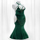 Vestido de lencería sexy con cuello halter, escote en la espalda, cadena y cola de pez